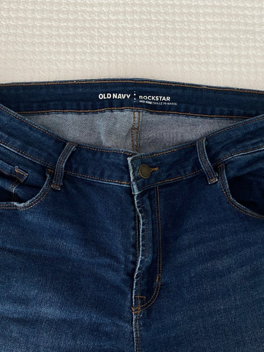 Women's Old Navy ROCKSTAR Jeans (16) - Picture 2 of 6
